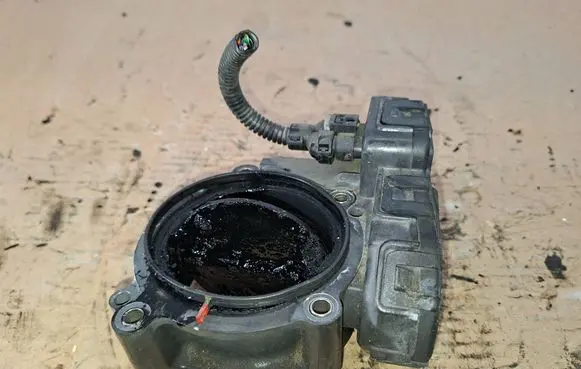 Infiniti Q50 Throttle valve A6510900470 DK0040 0280750573