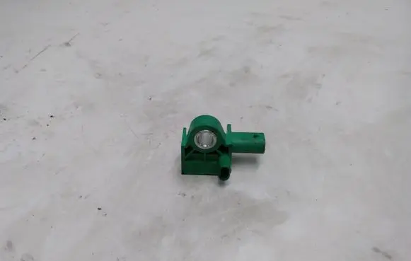 Volkswagen Golf VI Airbag deployment crash/impact sensor 5K0959351