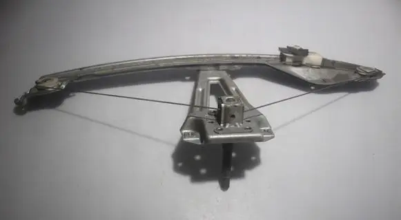 Renault Clio III Rear window lifting mechanism without motor