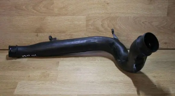 Volvo V70 Intercooler hose/pipe 8624887