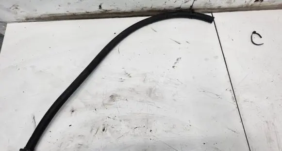 Audi A6 S6 C6 4F Engine coolant pipe/hose 