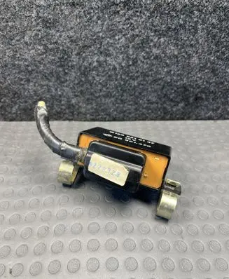 Mercedes-Benz S W126 Seat heating relay 1268210147 A1268210147
