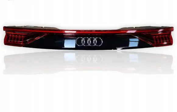 Audi Q8 Rear/tail lights 4M8945695B