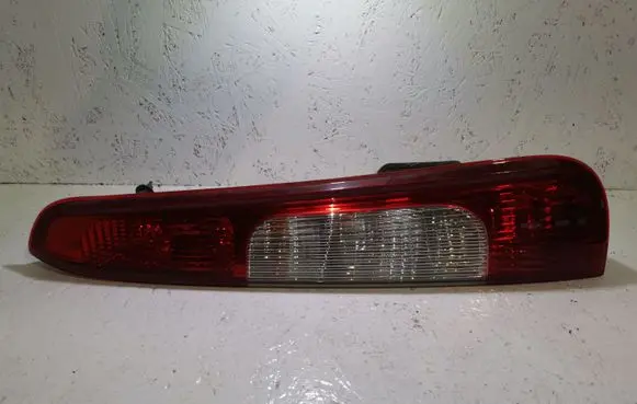 Ford Focus C-MAX Rear/tail lights 3M5113N411AA