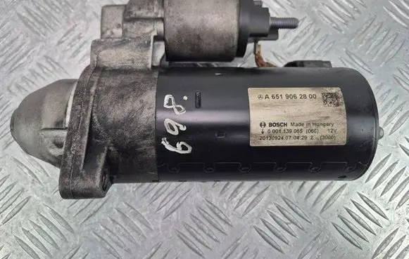 Mercedes-Benz E W212 Starter motor A6519062800 20130924 0001139065