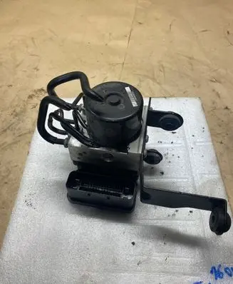 Volvo V40 ABS Pump P31317074 10021205784 021205783292334