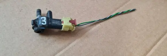 Audi A4 S4 B9 8W Airbag deployment crash/impact sensor 4M0959651