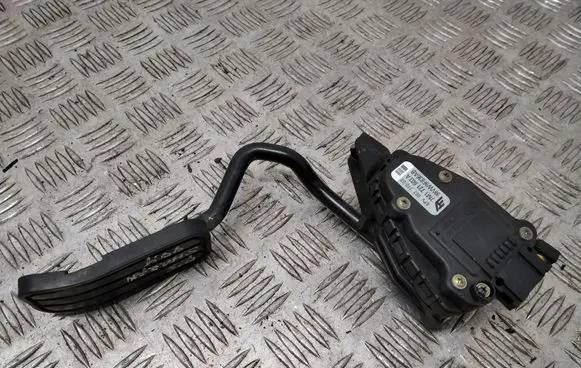 Volkswagen Sharan Accelerator throttle pedal 7M1721603A 6PV00777003
