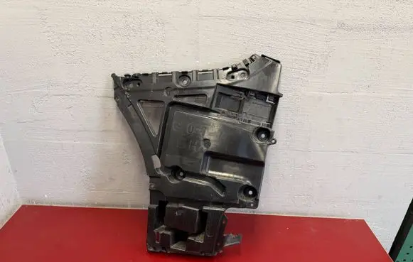 BMW X3 G01 Bumper support mounting bracket corner 7400667 51127400667
