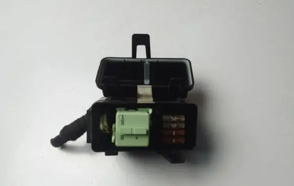 Mini One - Cooper Clubman R55 Fuse module 586509