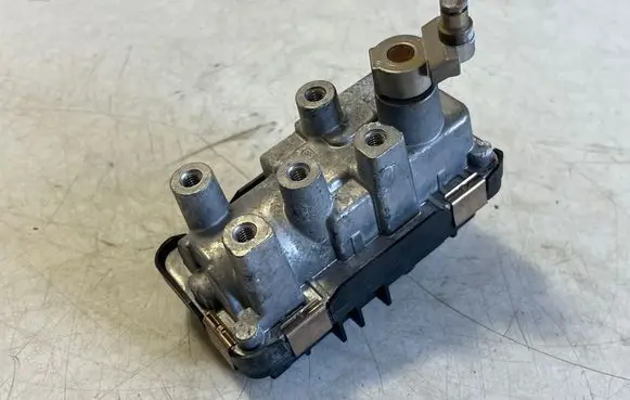 Mercedes-Benz GLB X247 Turbine electric control actuator 8268020036 6NW01043064