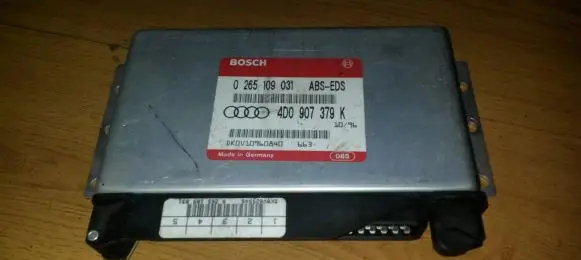 Audi A4 S4 B5 8D ABS control unit/module 0265109031 4d0907379k