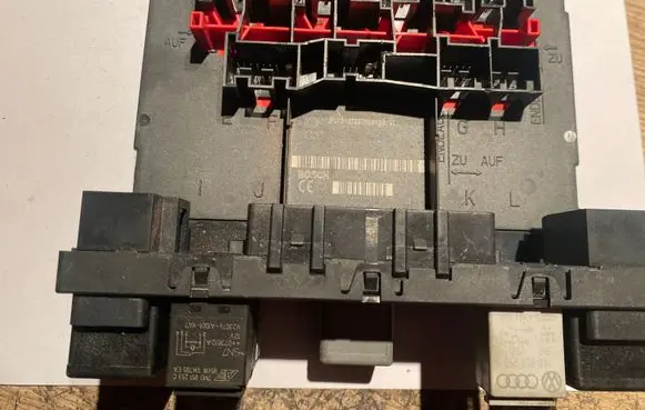 Volkswagen PASSAT B6 Comfort/convenience module F005V00660 3C0937049AH