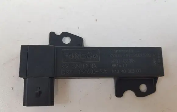 Ford Focus Aerial antenna amplifier DS7T15K603AA