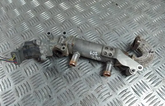 Peugeot 607 EGR valve cooler 215972341 4U3Q9Y493AK 318837657