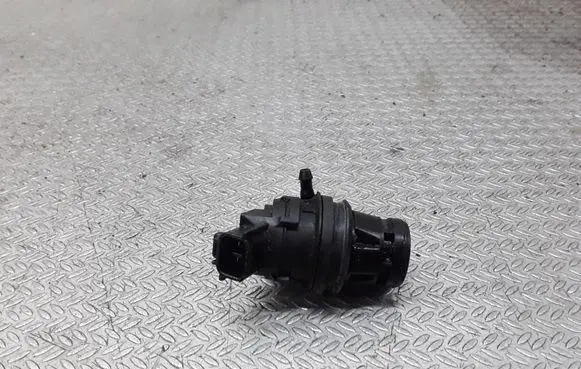 Ford Mondeo MK IV Windscreen/windshield washer pump