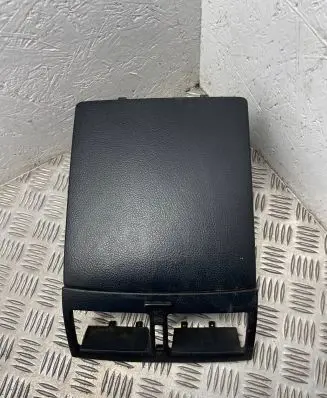 Toyota Avensis Verso Dash center air vent grill 5540544230 55412370A1
