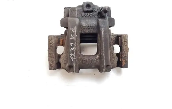 BMW 2 F22 F23 Rear brake caliper W09123