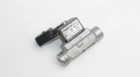 Audi Q3 F3 Air conditioning (A/C) expansion valve 8R0260696B