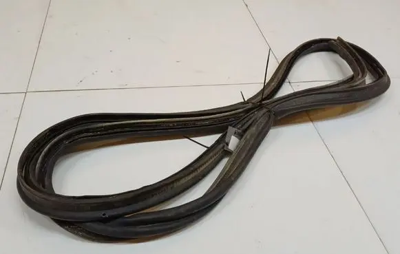 Renault Scenic II - Grand scenic II Trunk rubber seal (body) 