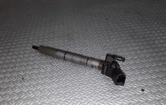 Audi A6 S6 C6 4F Fuel injector 059130277S 0445115024