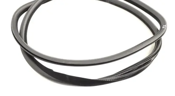 Volvo V70 Rubber seal front coupe door 