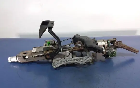 Volkswagen PASSAT B6 Steering wheel axle