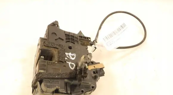 Renault Trafic III (X82) Front door lock 805027088R