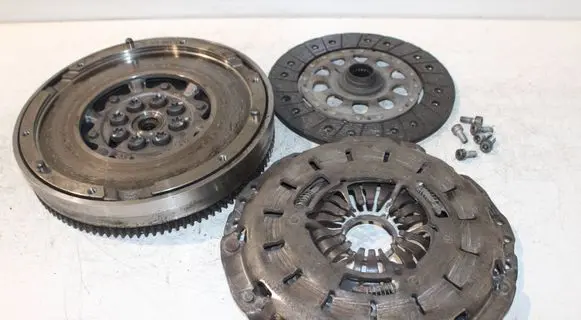 BMW 5 E60 E61 Clutch set kit 4150401 3240336 3000951
