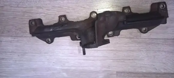 Peugeot 607 Exhaust manifold 9631424110 simo1702