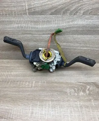 Volvo S40, V40 Wiper turn signal indicator stalk/switch 30808933