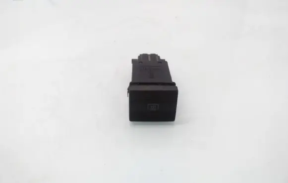 Volkswagen Golf III Windscreen/window heater switch 1H0969621B