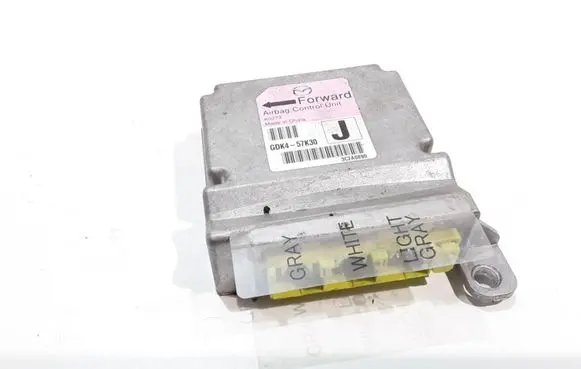 Mazda 6 Airbag control unit/module GDK457K30 3C2A0890