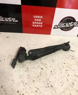 Volvo XC90 Tailgate check strap stopper 8659075
