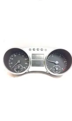 Mercedes-Benz R W251 Speedometer (instrument cluster) A2514402111 2514402111