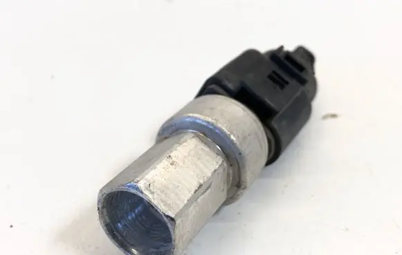 Volkswagen Touareg I Air conditioning (A/C) pressure sensor 1K0959126A
