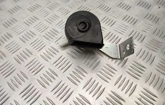 Opel Astra L Horn signal 9841070780