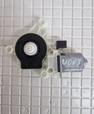 Volkswagen ID.4 Front door window regulator motor 1K0959812A E21024100 220430241540