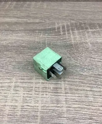 BMW X5 E53 Other relay 8373700 V23134K59X312