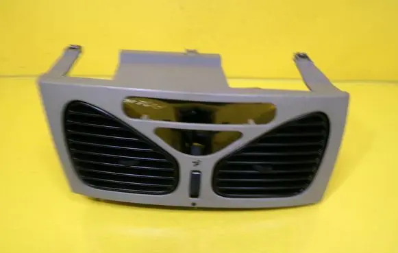 Fiat Palio Dash center air vent grill 735276531