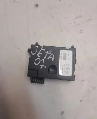 Volkswagen Jetta V Steering angle sensor 02793349 00203500