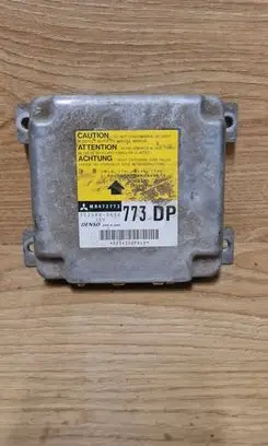 Mitsubishi Pajero Sport I Airbag control unit/module MR472773