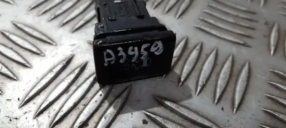Traction control (ASR) switch