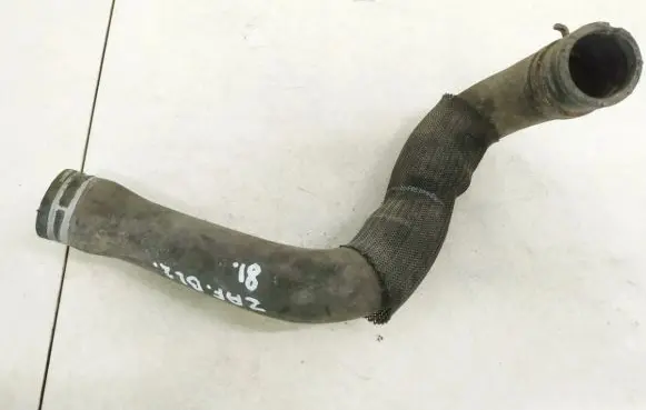 Opel Zafira B Engine coolant pipe/hose 422393376