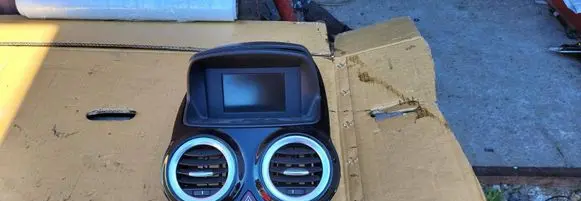 Opel Corsa D Screen/display/small screen 13275279 034543