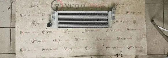 Renault Megane II Intercooler radiator 8200700172 R4851001 0211213