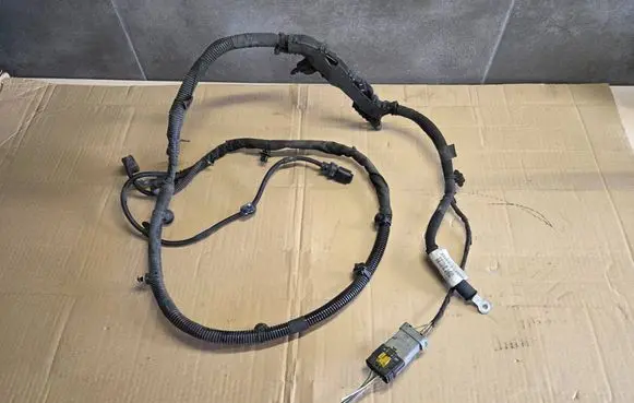 Peugeot 308 Positive cable (battery) 9805290280