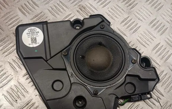 Audi A8 S8 D4 4H Front door speaker 4H0035305