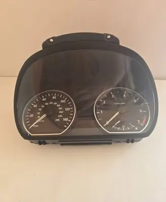 BMW 1 E81 E87 Speedometer (instrument cluster) 102496250