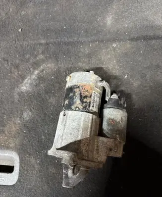 Renault Laguna III Starter motor 8200584675
